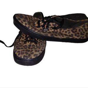 Vans leopard/cheetah print women's sz 10
